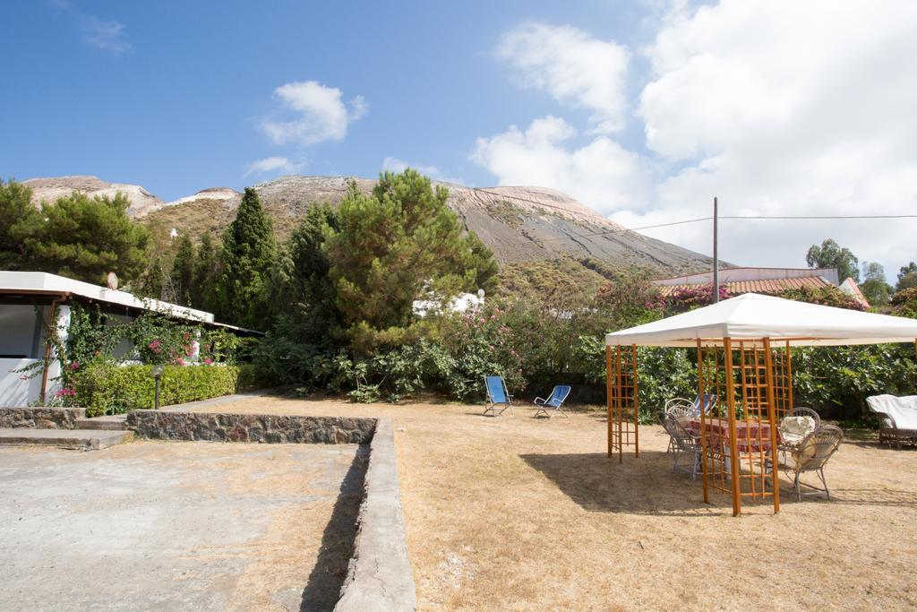 Holiday Eolie Village Porto Vulcano  Exterior foto